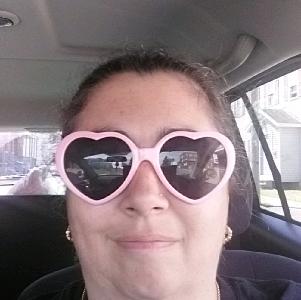Meet your Posher, April